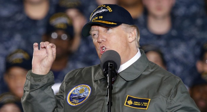 Tổng thống Donald Trump phát biểu trên tàu sân bay USS Gerald R. Ford. Ảnh: Politico.