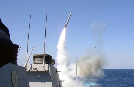 Tên lửa Mỹ tấn công Syria, ảnh: SCMP.