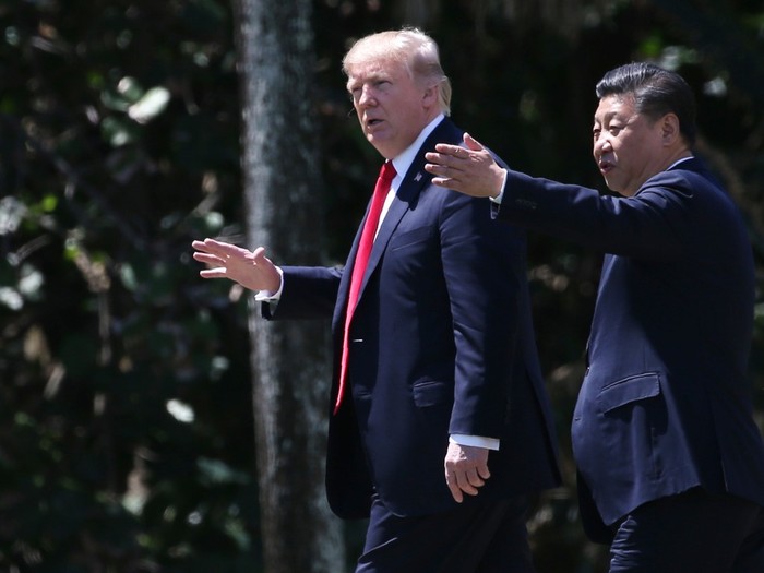 Nhiều khả năng hai nhà lãnh đạo Donald Trump, Tập Cận Bình mới là những người chơi thực sự trên bàn cờ bán đảo Triều Tiên. Ảnh: AP.