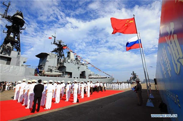 Trung Quốc đón chiến hạm Nga đến Trạm Giang, Quảng Đông, nơi đặt trụ sở Hạm đội Nam Hải sau khi tập trận chung trên Biển Đông năm ngoái, ảnh: Tân Hoa Xã.