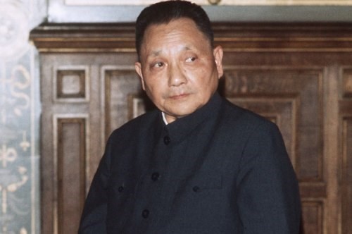 Ông Đặng Tiểu Bình, người đưa ra chủ thuyết &quot;chủ quyền thuộc Trung Quốc, gác tranh chấp, cùng khai thác&quot;, ảnh: news.china.com.