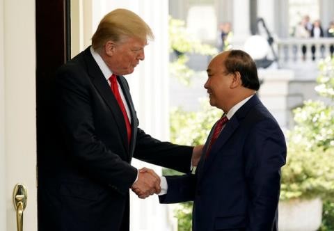 Tổng thống Mỹ Donald Trump và Thủ tướng Nguyễn Xuân Phúc tại Nhà Trắng. Ảnh: Reuters.
