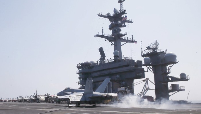 Hải quân Mỹ sẽ tuần tra 2 - 3 lần / tháng ở Biển Đông, chống lại yêu sách hàng hải bành trướng của Trung Quốc, ảnh: AP.