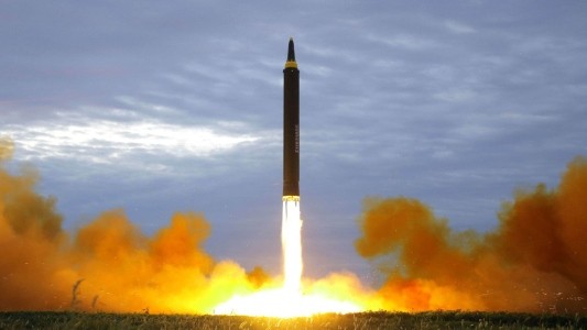 Tên lửa Triều Tiên, ảnh: Sky News.