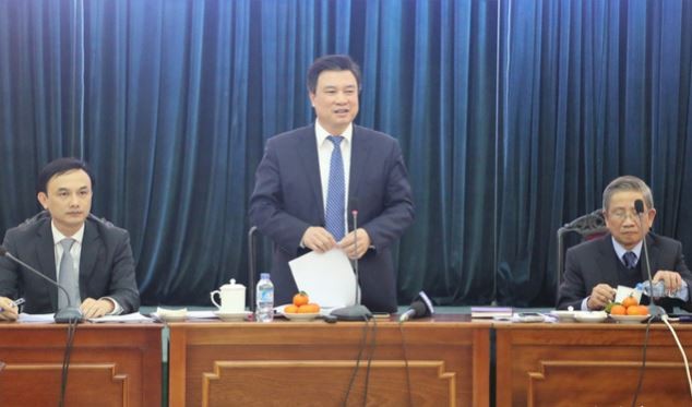 Thứ trưởng Bộ Giáo dục và Đào tạo Nguyễn Hữu Độ chủ trì họp báo công bố dự thảo các chương trình môn học ngày 19/1, ảnh: Báo Điện tử VTV.vn.