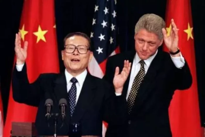 Chủ tịch Trung Quốc Giang Trạch Dân và Tổng thống Hoa Kỳ Bill Clinton tại Washington năm 1997, ảnh: Reuters.