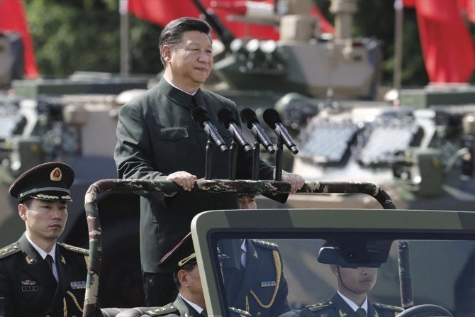 Chủ tịch Trung Quốc Tập Cận Bình dành được &quot;sự ủng hộ tuyệt đối&quot; từ các lực lượng vũ trang, ảnh: SCMP.
