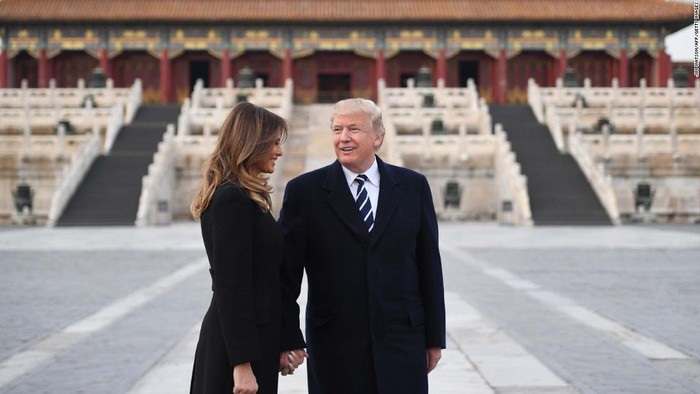 Vợ chồng Tổng thống Donald Trump thăm Tử Cấm Thành, Bắc Kinh, Trung Quốc, ảnh: CNN.