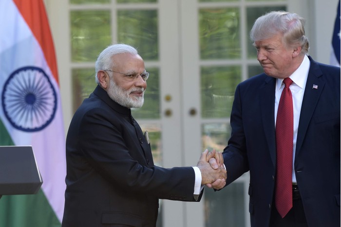 Thủ tướng Ấn Độ Narendra Modi và Tổng thống Mỹ Donald Trump, ảnh: AP.