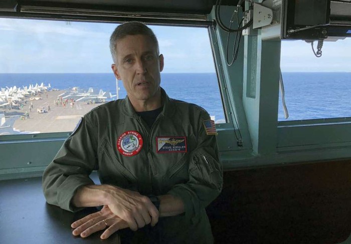 Chuẩn đô đốc Steve Koehler - chỉ huy trưởng cụm tàu sân bay tấn công số 9, ảnh: Navy Times.