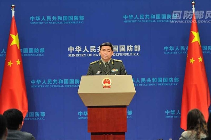 Người phát ngôn Bộ Quốc phòng Trung Quốc Nhậm Quốc Cường, ảnh: Philstar.