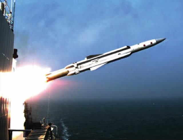 Tên lửa YJ-12 được sử dụng trong một lần Trung Quốc tập trận. Ảnh minh họa: Navy Recognition.