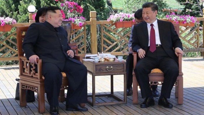 Cuộc gặp lần 2 giữa ông Kim Jong-un với ông Tập Cận Bình tại Trung Quốc chỉ sau hơn 1 tháng được cho là đã tác động và gây ra những thay đổi thái độ từ Bình Nhưỡng. Ảnh: KCNA.