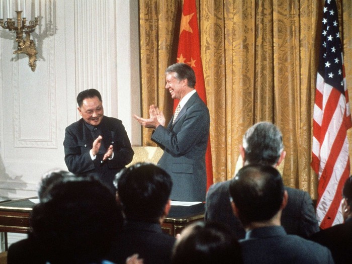 Phó Thủ tướng Trung Quốc Đặng Tiểu Bình và Tổng thống Hoa Kỳ Jimmy Carter ngày 31/1/1979 tại Nhà Trắng, ảnh: Đa Chiều / VCG.