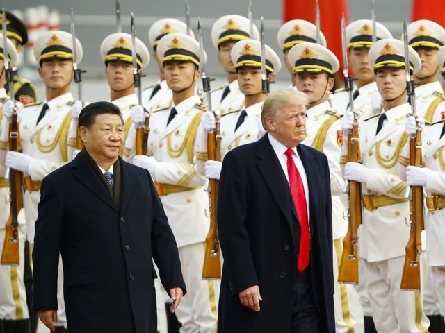 Tổng thống Mỹ Donald Trump và Chủ tịch Trung Quốc Tập Cận Bình tại Bắc Kinh, ảnh: The Denver Channel.