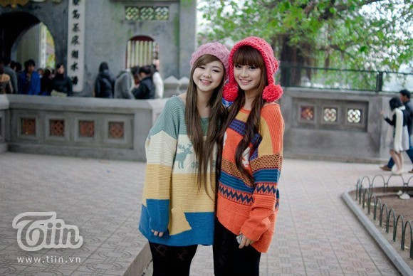 Ngay từ sau khi tham dự cuộc thi Miss teen 2011, Quỳnh Anh và Kim Cương đã trở thành đôi bạn thân thiết. Hầu như sự kiện nào, các bạn ấy cũng tham gia cùng nhau, đặc biệt là trong các sự kiện tình nguyện.