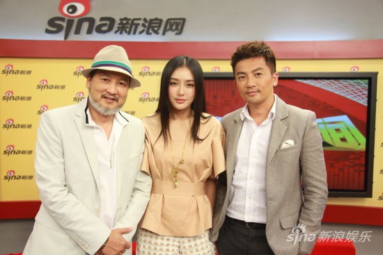 Tô Hữu Bằng, Tần LAm và đạo diễn Lại Thủy Thanh trong lần trả lời phỏng vấn của Sina về bộ phim Phi duyên vật nhiễu