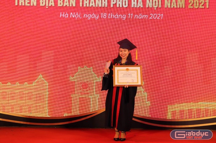 Nguyễn Tú Uyên - Thủ khoa tốt nghiệp của Đại học Ngoại ngữ (Đại học Quốc gia Hà Nội). (Ảnh: Nhân vật cung cấp)