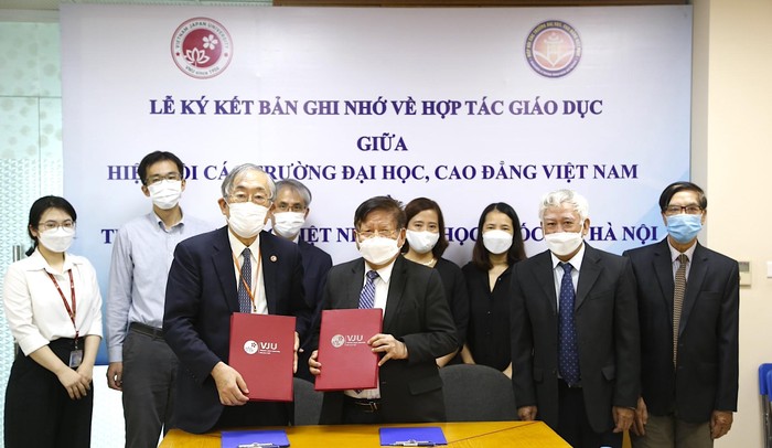 Lễ ký kết bản ghi nhớ hợp tác giáo dục hứa hẹn mở ra giai đoạn mới cho sự hợp tác phong phú, năng động giữa Trường Đại học Việt Nhật và các trường đại học, cao đẳng Việt Nam. (Ảnh: Hoài Ân)