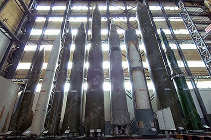 Tên lửa đạn đạo thế hệ đầu tiên được trưng bày tại Bảo tàng Peter Đại đế thuộc Học viện Tên lửa Chiến lược