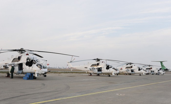 Bốn trực thăng tấn công Mi-35M vừa được bàn giao cho Azerbaijan