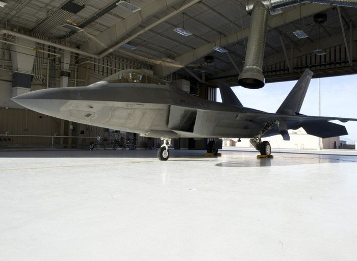 F-22 Raptor hoạt động tại căn cứ không quân Holloman.