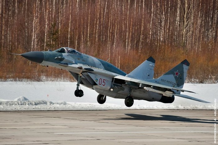 MiG-29SMT số hiệu 05