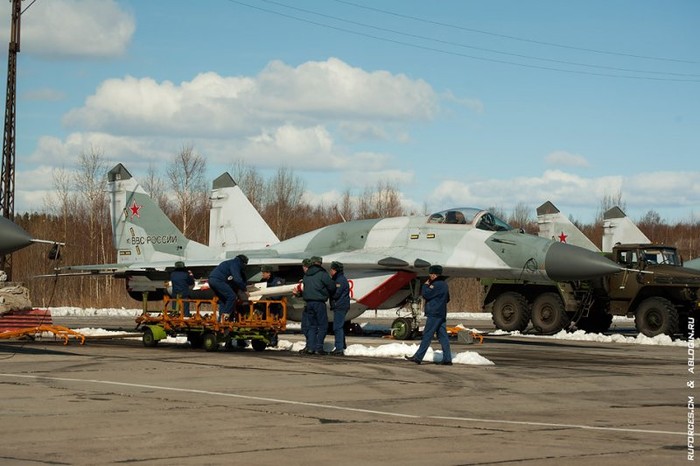 MiG-29SMT số hiệu 08