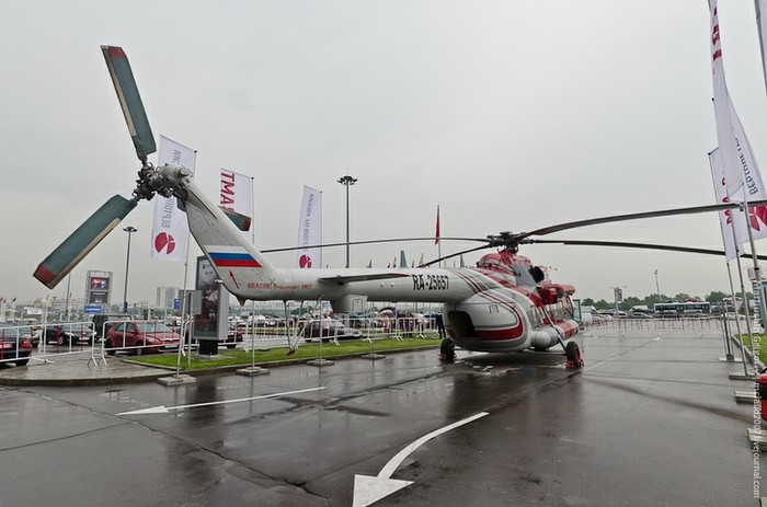 Trực thăng Mi-8AMT.