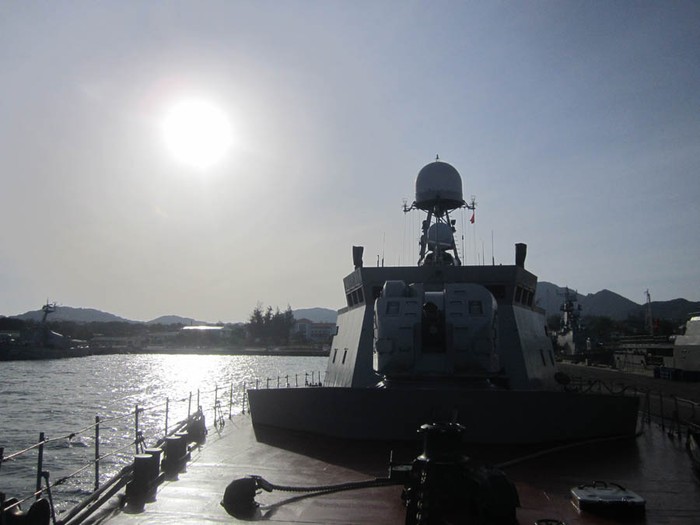 Pháo 30 mm và hệ thống radar của tàu tên lửa cao tốc BPS-500
