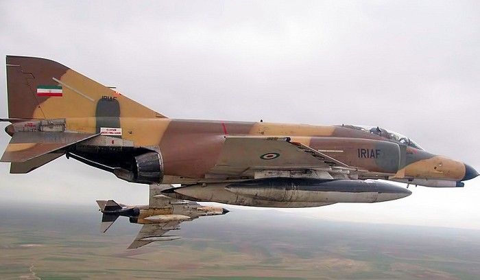 Máy bay F-4 của Không quân Cộng hòa Hồi giáo Iran.