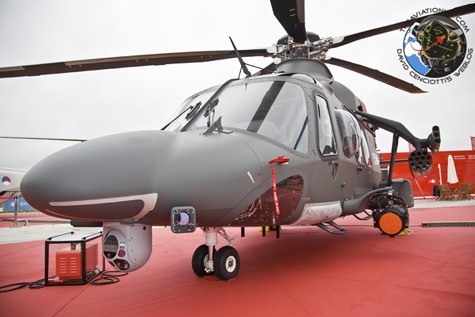 Trực thăng HH-139A (biến thể quân sự của trực thăng AW139) tại triển lãm hàng không quốc tế Farnborough 2012.