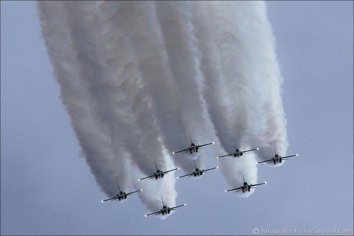 Phi đội Black Eagles được thành lập vào ngày 01 tháng 10 năm 1953 với các máy bay F-51 Mustang trong đội hình (1953-1954).