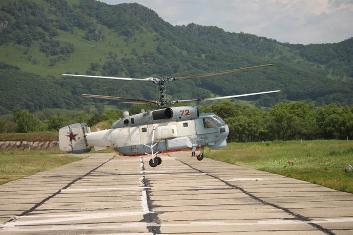 Trực thăng tìm kiếm cứu nạn Ka-27PS.