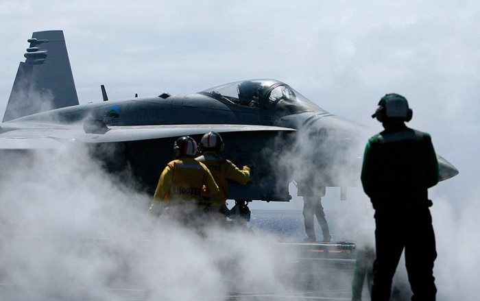 Những hoạt động của Hải quân Hoa Kỳ trong cuộc tập trận Vành đai Thái Bình Dương RIMPAC 2012.