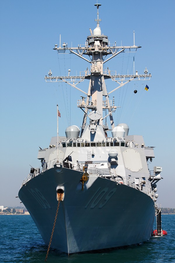 Tàu hạ thủy vào ngày 01 tháng 8 năm 2009 và đi vào hoạt động trong Hải quân Hoa Kỳ vào ngày 13 tháng 11 năm 2010.