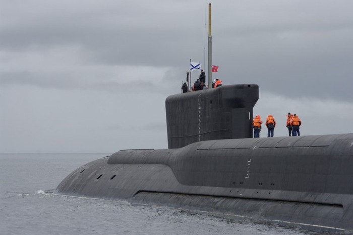 Thử nghiệm tàu ngầm Yury Dolgoruky Project 955 Borey ở Severodvinsk.