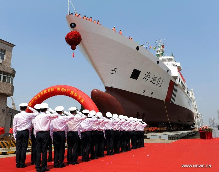 Lễ hạ thủy tuần tra hạm Haixun/Hải Tuần 01 ở Vũ Hán, thủ phủ của tỉnh Hồ Bắc, Trung Quốc.