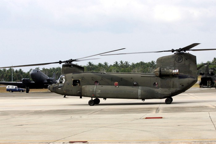 Trực thăng vận tải Chinook.