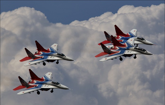 Các tiêm kích MiG-29 thuộc Phi đội nổi tiếng Strizhi của Nga.