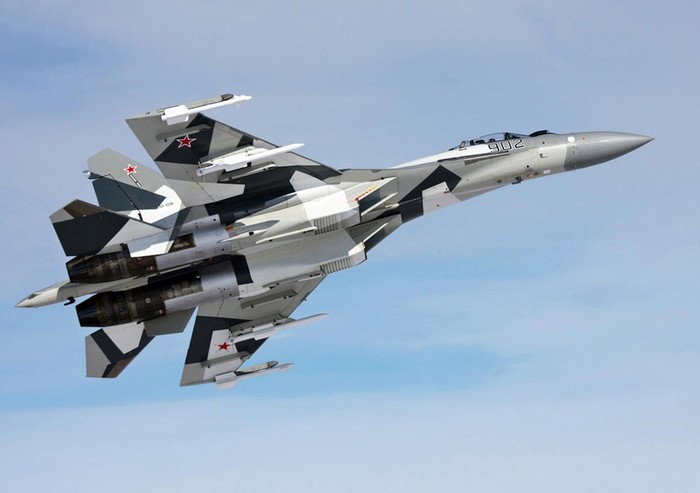 Theo nguồn tin này, "các bài kiểm tra về việc sử dụng chiến đấu của Su-35 sẽ kéo dài hơn một năm."