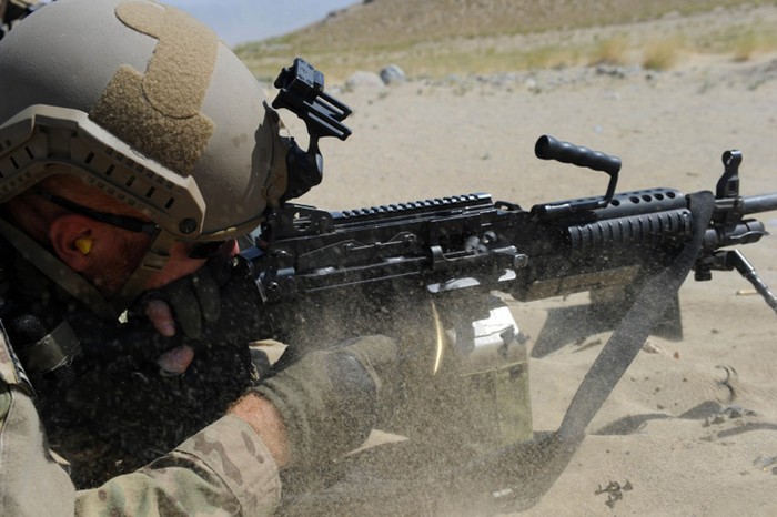 Binh sĩ Mỹ huấn luyện bắn tại tỉnh Parwan, Afghanistan.