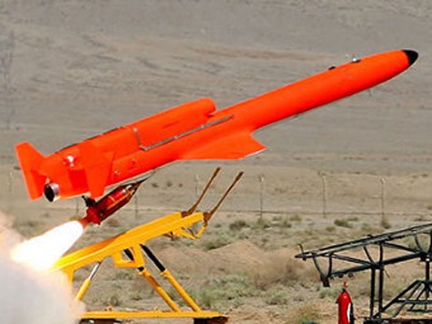 Máy bay chiến đấu không người lái mang tên lửa của Iran.