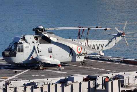 Trực thăng UH-3 Sea King của Hải quân Ấn Độ.