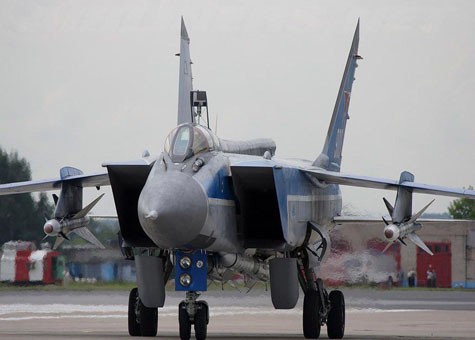 Tiêm kích đánh chặn MiG-31.