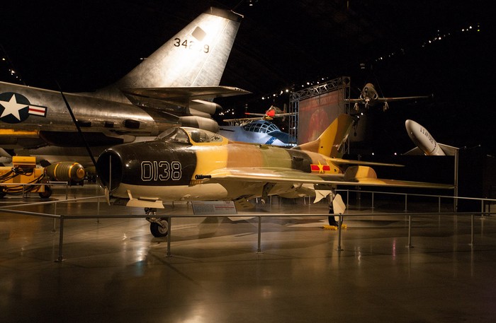 Các máy bay chiến đấu MiG-19S và F-6 đã phục vụ trong các Lữ đoàn 241 và 242 của quân đội Ai Cập. MiG-19S là một biến thể cải tiến của tiêm kích MiG-19 (khoảng 70% số máy bay MiG-19 được nâng cấp) và lần đầu tiên được xuất khẩu. Tiêm kích MiG-19S mang số hiệu 0138 của Không quân Ai Cập tại Bảo tàng Không quân Mỹ ở Dayton.