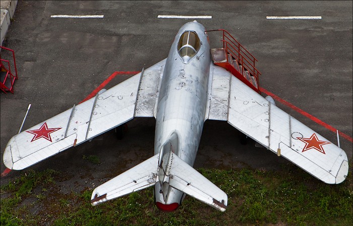 Tiêm kích MiG-17.