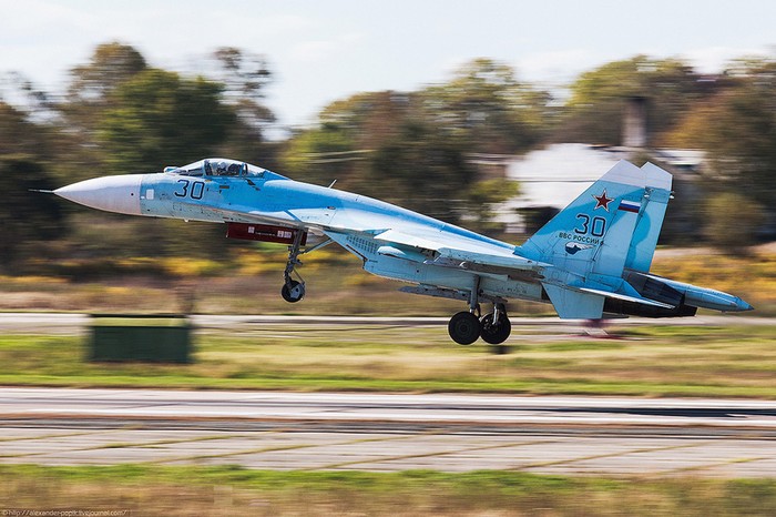 Su-27S.