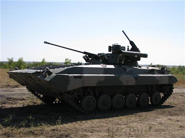 Trong cuộc tập trận Don-Antiterror 2012, xe bọc thép chở quân BMP-2M Berezhok tham gia các bài tập bắn đạn thật và trình diễn sức mạnh hỏa lực, tính năng của nó. Theo các chuyên gia quân sự, việc quân đội Nga đưa BMP-2M tham gia cuộc tập trận chung với các quốc gia trong khối CIS nhằm mục đích “quảng cáo” giải pháp nâng cấp BMP-2 mới để có thể nhận được sự quan tâm từ và ký được các hợp đồng nâng cấp với các đối tác nước ngoài.