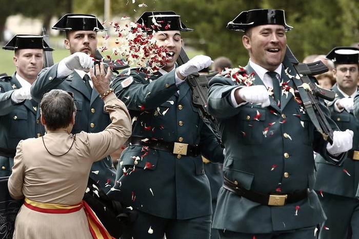 Duyệt binh chào mừng ngày quốc khánh Tây Ban Nha 12/10/2012.